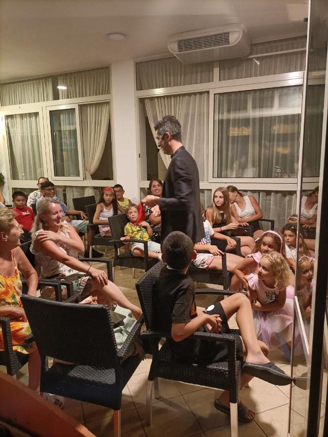 Oasi Del Mare Hotel Rimini Luaran gambar