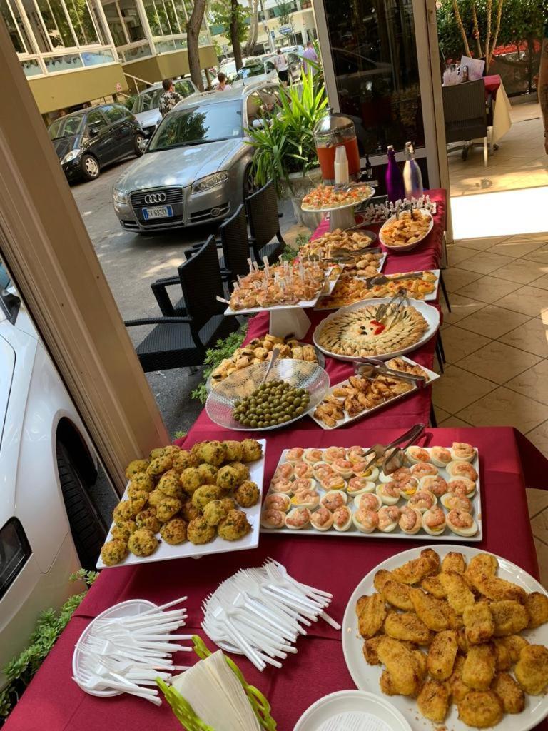 Oasi Del Mare Hotel Rimini Luaran gambar